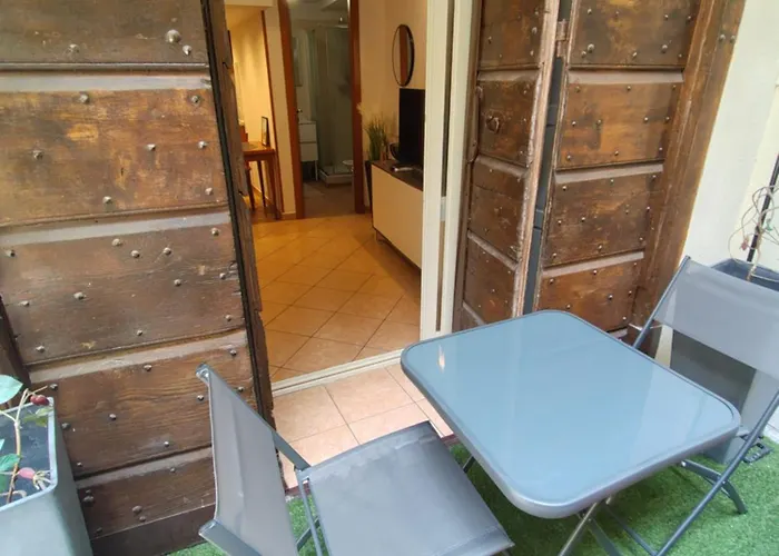 Loft Degli Specchi In The Heart Of * Rom